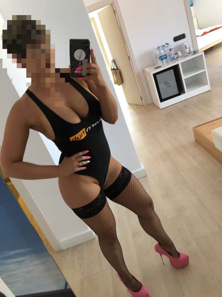 SexyLILY parkdale escort